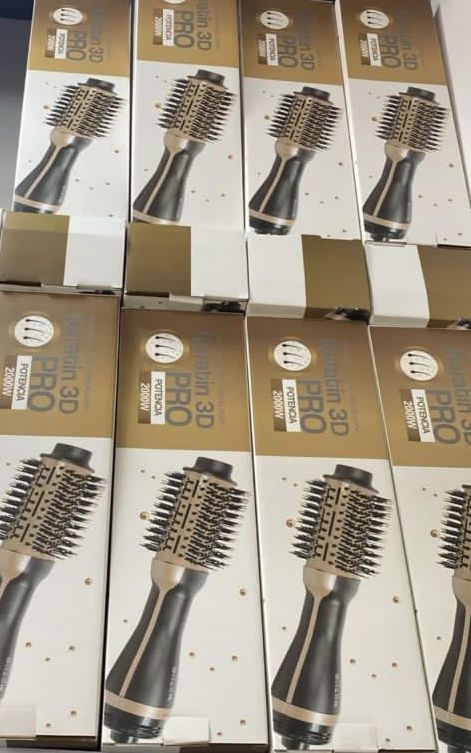 Cepillo con KERATINA